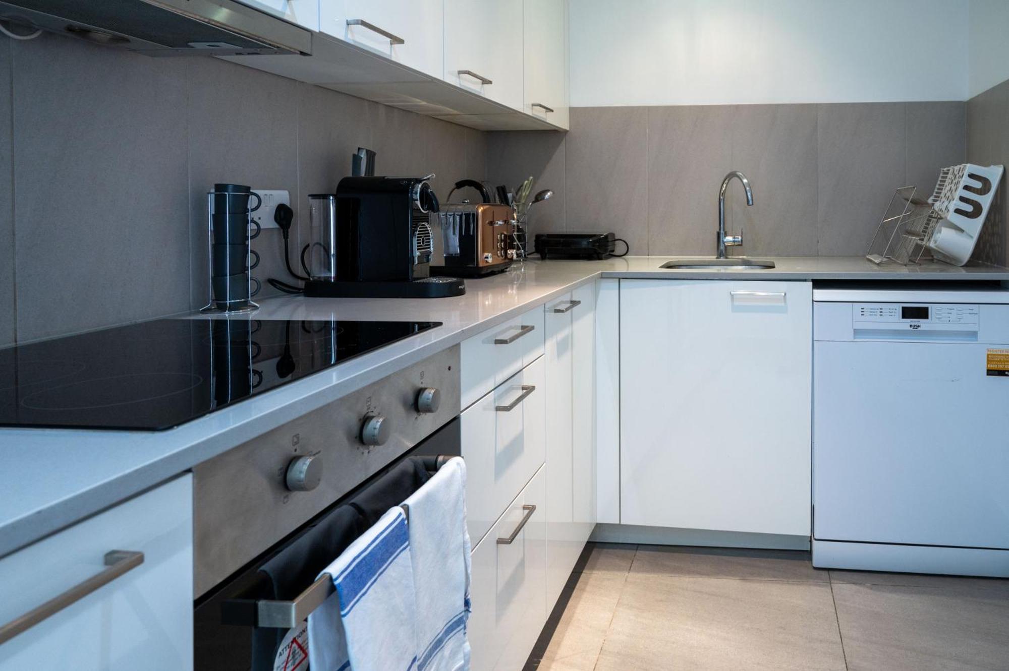 Modern 3 Beds 2 Baths Abbey Rd - St John'S Wood Lägenhet London Exteriör bild